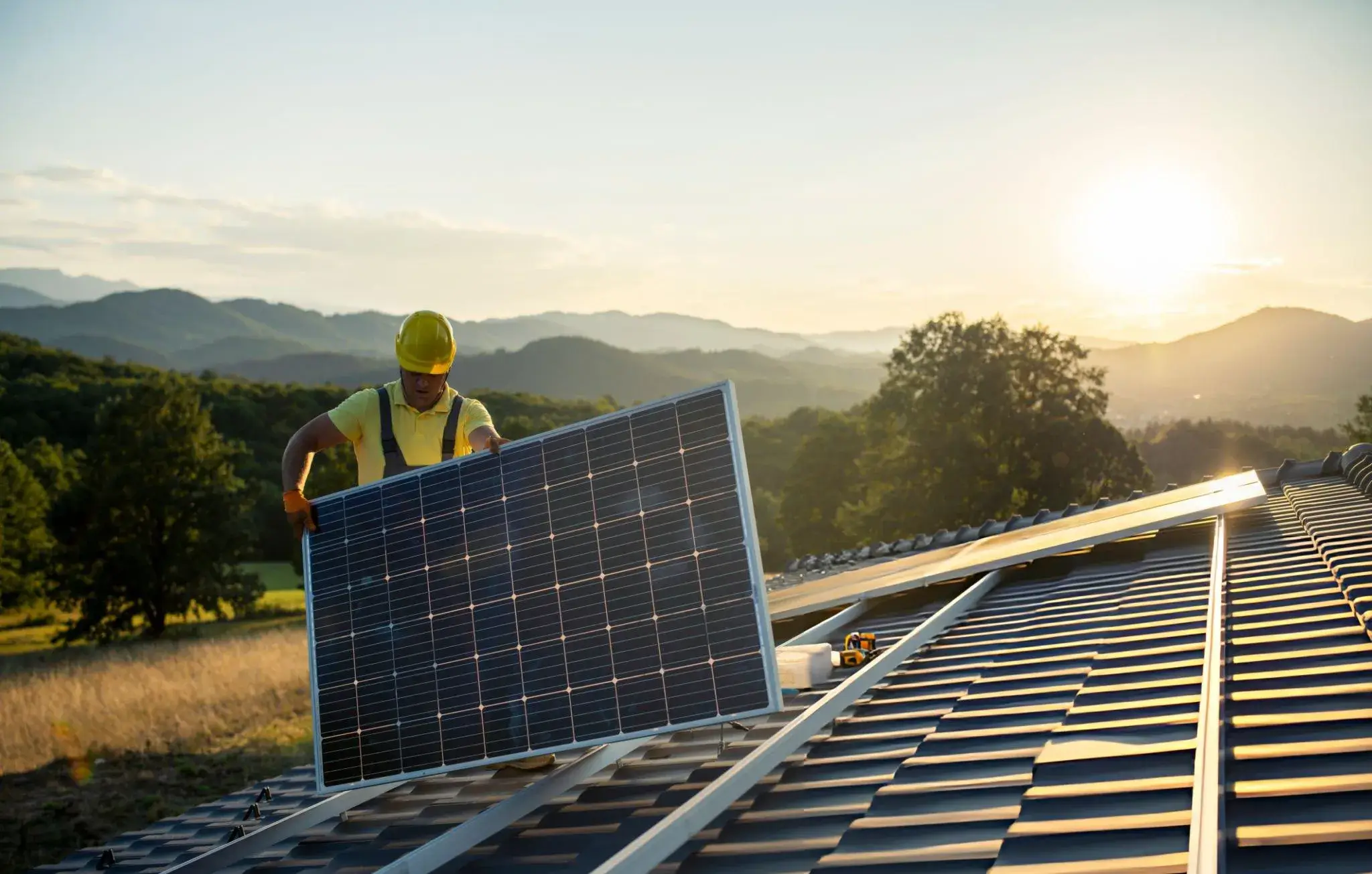 H&R Energy Solutions solar panel and battery installation